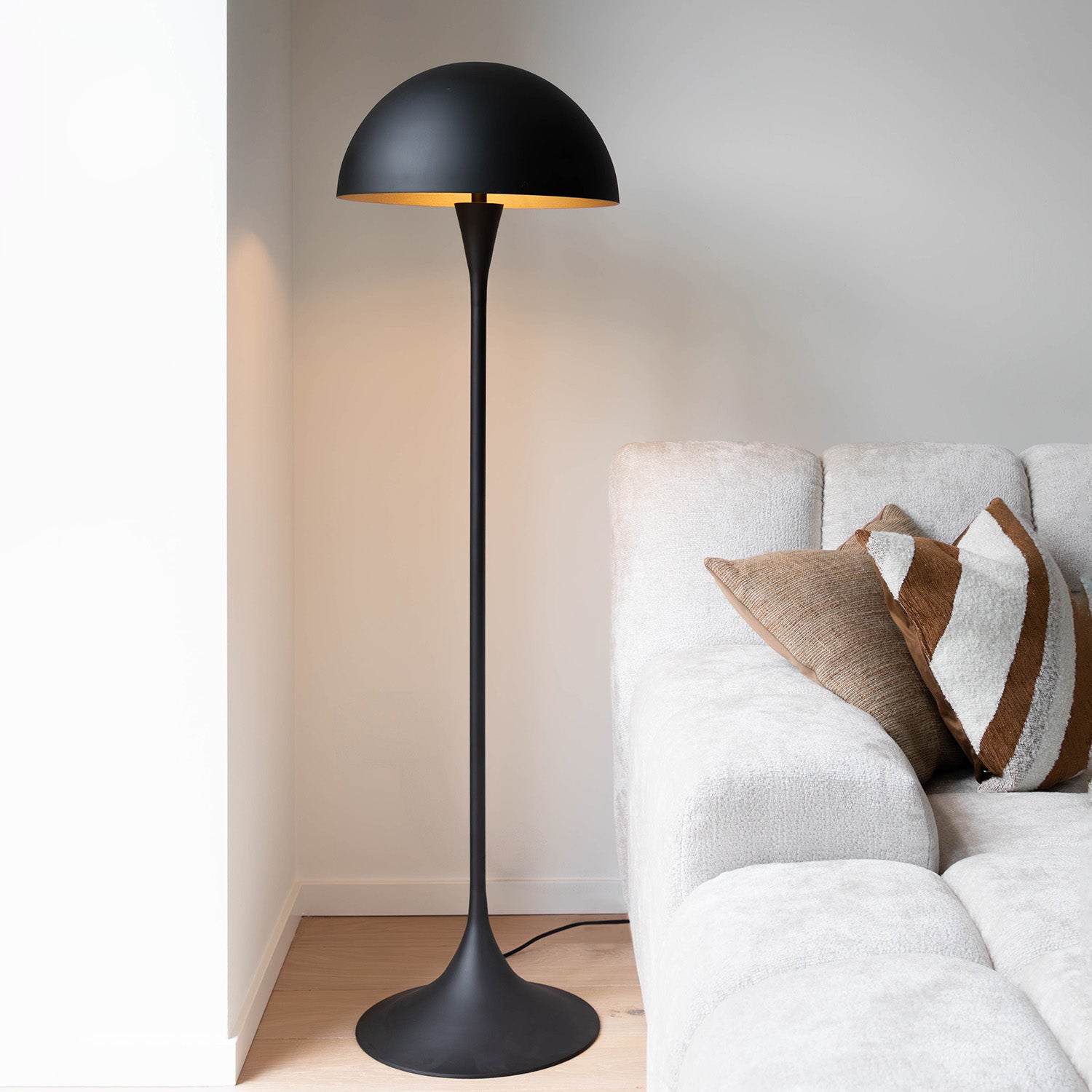 Floor lamp Taluha | black