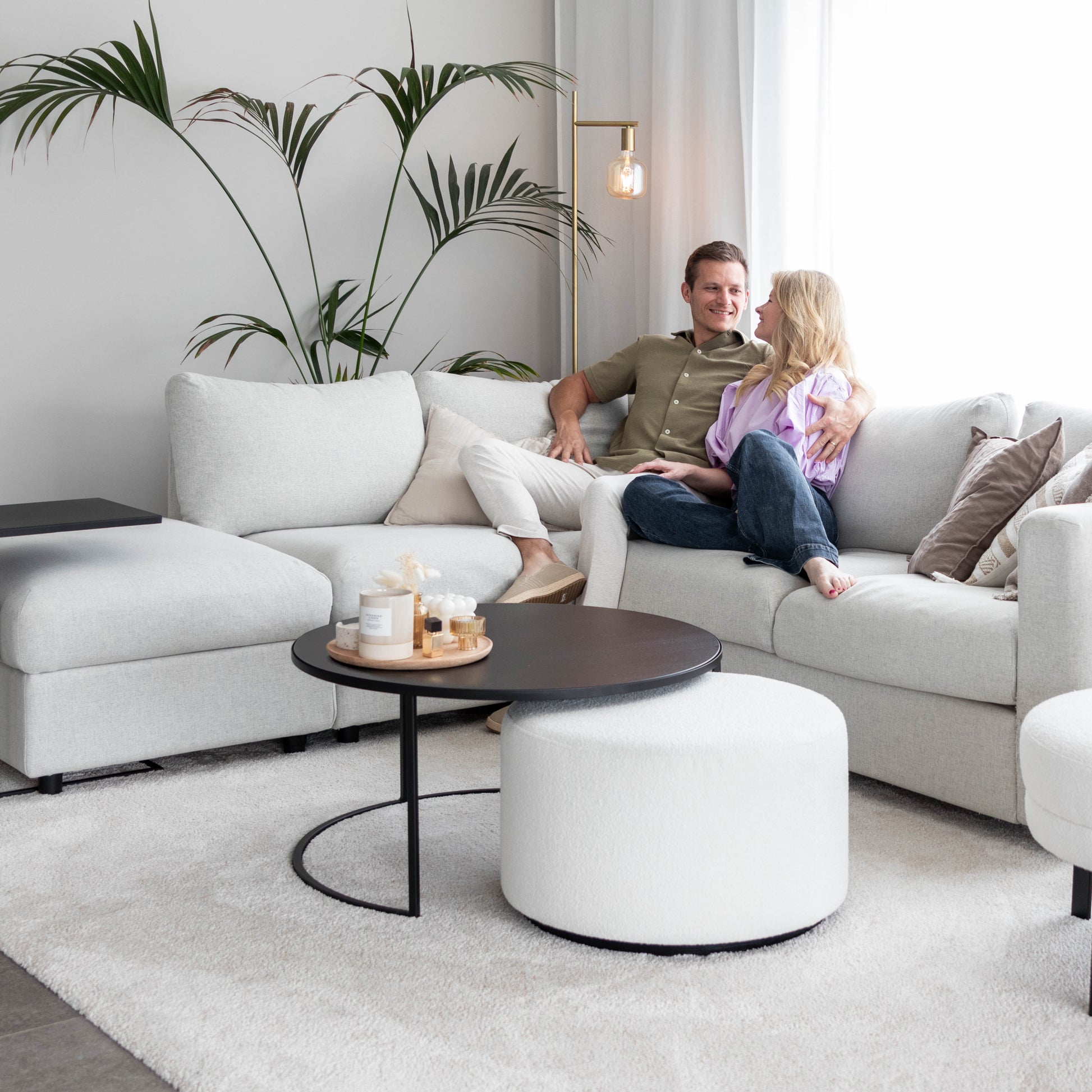 zwarte ronde salontafel