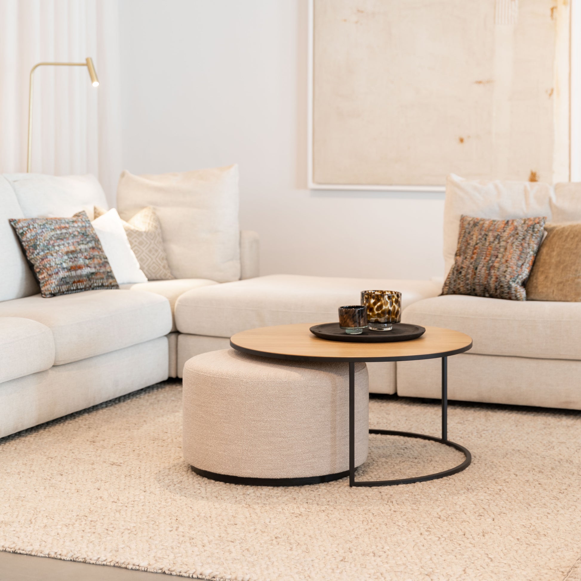 Coffee table Emir natural + pouf Ritz Alpine champagne