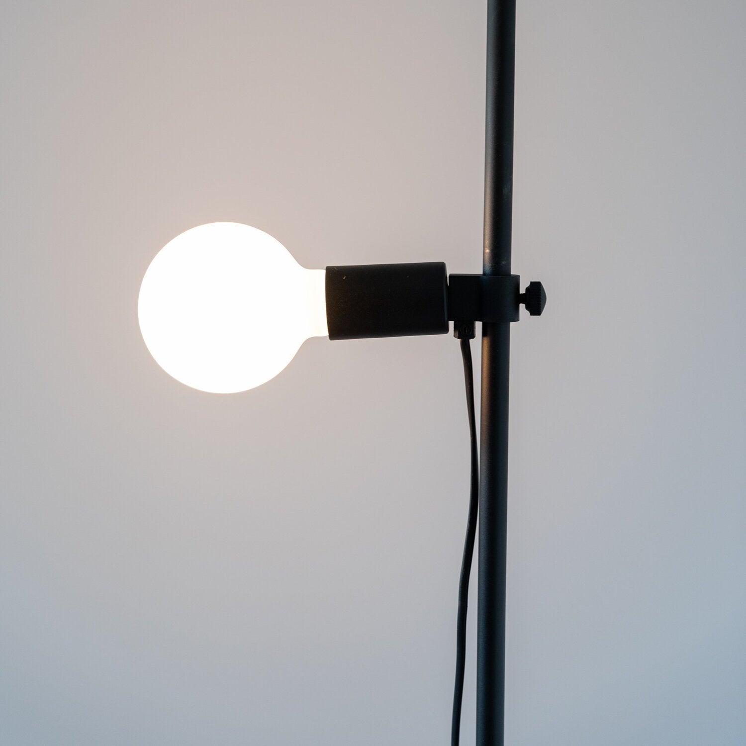 LIG96075_4.png